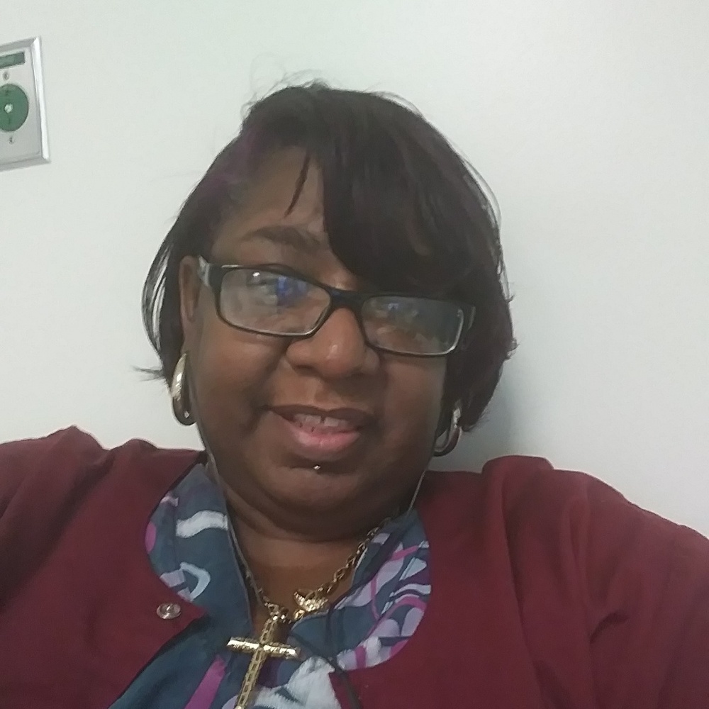 Meet your Posher, Antoinette